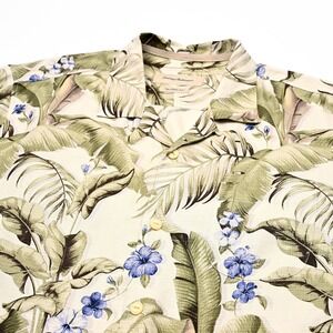 Tommy Bahama Shirt Men L Floral Camp Hawaiian 100% Silk Button‎ Up Resort Wear